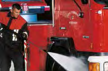 SH TRUCK - Stationäre Heißwasser Hochdruckreiniger Effiziente Reinigung Ihrer Fahrzeugflotte im Freien Der SH TRUCK ist ein einfaches, robustes und korrosionsbeständiges stationäres Gerät für die