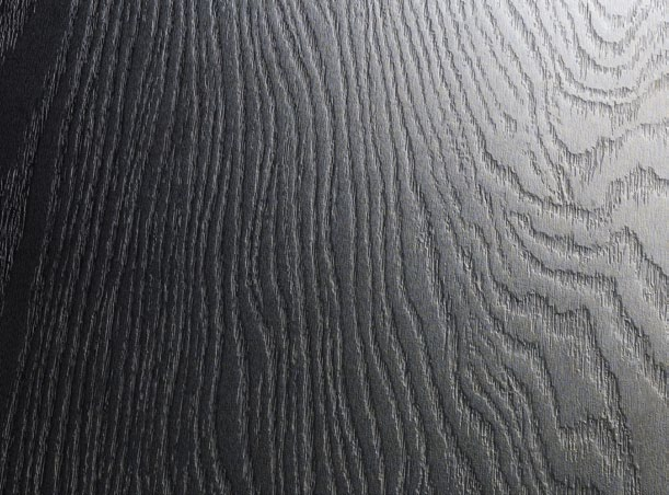 HOLZSTRUKTUR Die Oberfläche der Laminat-Diele ist nicht glatt, sondern hat eine universelle Holzstruktur-Prägung.