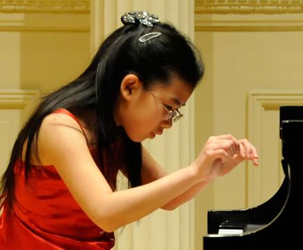 She also made her USA debut recital in Carnegie s Weill Recital Hall in May 2014. She began winning competitions at the age of 9.