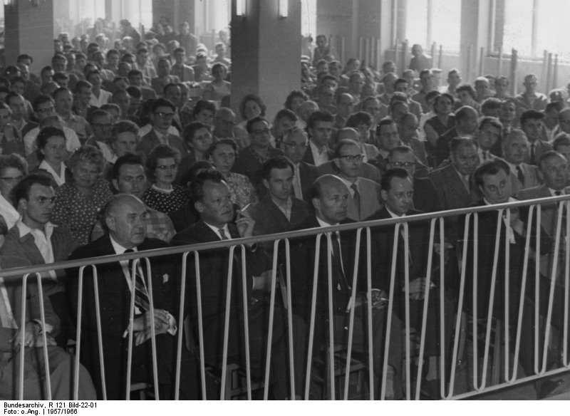 Besuch des Regierenden Bürgermeisters Willy Brandt bei der Deutsche Industrie-Werke