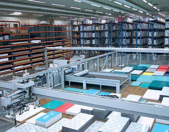 Die Zusatzausstattung Zusatzausstattung Alueloxierte Tischauflage Die Spezialbeschichtung sorgt für einen äußerst schonenden Materialtransport.