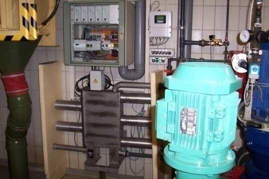 Labortest Generator sonotrode biomass water