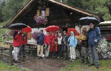 Hussa Am Donnerstag begann das Staufen-Wandertreffen, das zum dritten Mal auf das Schwabenhaus auf der Tschengla einlud. Als wir gegen 15 Uhr dort eintrafen, begann es zu regnen.