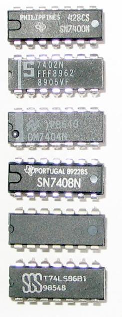 TTL-Bausteine TTL: Transistor-Transistor-Logik - Robuster gegenüber elektrostatischer Entladungen als die CMOS-Versionen Beinhalten mehrere unabhängige Grundgatter Typ SN7400N