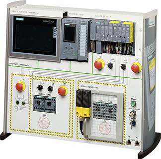 Der Trainingskoffer enthält: SIMATIC CPU 1513F-1 PN mit PM1507, Digital- und Analog- Peripherie ET 200SP mit IM 155-6 PN, Digital- und Analog-Peripherie TP700 Comfort Panel Verbindungskabel für