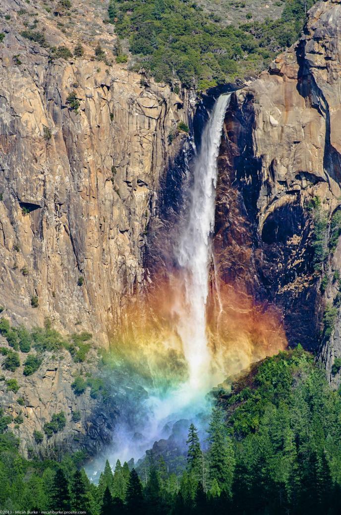 Yosemite National Park, Kalifornien Sehenswertes: Diverse Granitformationen Diverse Wasserfälle Sportarten: Wandern, Mountain