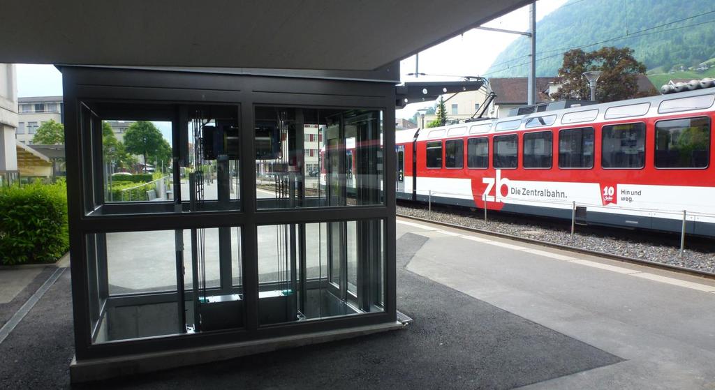 Schienenfreier Zugang mit neuen Personenliften in Stans.