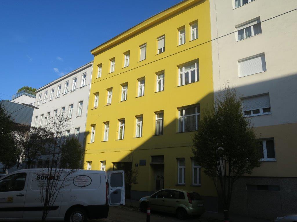 1110 Sedlitzkygasse Anlegerhit Das Haus ist in absolutem Topzustand. Verkauft wird ein Paket aus 10 Eigentumswohnungen, teilparifiziert.