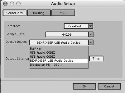 3 Lege die CD-ROM in das CD-ROM-Laufwerk ein. 4 Verbinde den Mac Computer und die BEHRINGER iaxe393 USB-Guitar mit dem USB-Kabel. 5 Öffne den Ordner NI Guitar Combos.