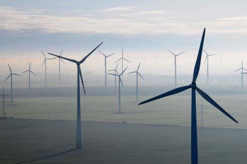 mehr als der gesamte Pkw-Verkehr in München. Windpark im Havelland Die SWM gewinnen bereits rund 70 Prozent des Stroms für München in hochmodernen Kraft-Wärme-Kopplung-(KWK)Anlagen.