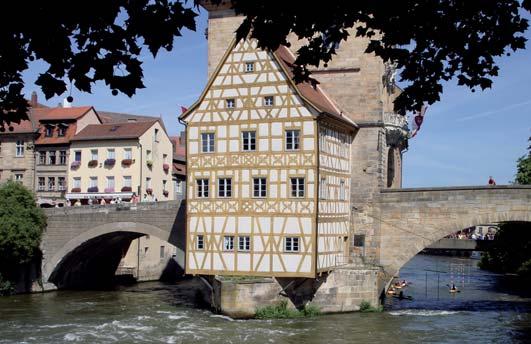 * Nach einem fränkischen Lunchbuffet an Bord wartet nicht nur Nürnberg, sondern vor allem seine lukullische Seele auf Entdeckung. Viele Fragen rund um die Küche und um den Herd werden amüsant erklärt.