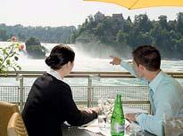 GASTRONOMIE Park am Rheinfall anorama-restaurant mit trendiger Schweizer Küche. Grosse Terrasse. Täglich von 11.