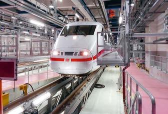 2016: 60 NEUE HALLE IM ICE-WERK BERLIN-RUMMELSBURG 2016 wurde im ICE-Werk Berlin-Rummelsburg die modernste Instandhaltungsanlage für ICE-Züge in Deutschland eröffnet.
