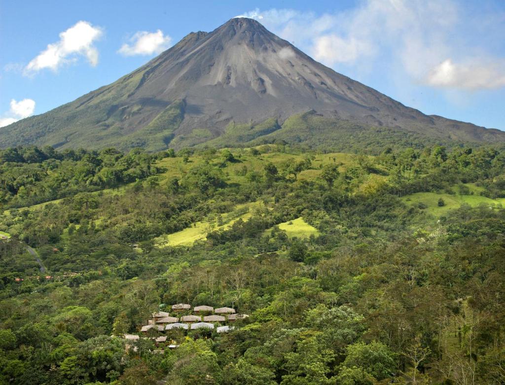 Seite 17 von 22 18. Tag Vulkane, Seen und Thermalquellen (ohne Reiseleiter, ohne Chauffeur) (F/-/-) Zweifellos ist das schöne La Fortuna eines der meistbesuchten Ziele in Costa Rica.