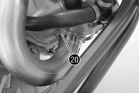 Schraube Schalthebel M6 10 Nm Loctite 243 Kettenritzelabdeckung positionieren. Schrauben montieren und festziehen.
