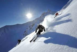 Luzern liegt eingebettet zwischen 15 attraktiven Wintersport-Regionen mit unzähligen Angeboten für aktiven und passiven Wintergenuss.