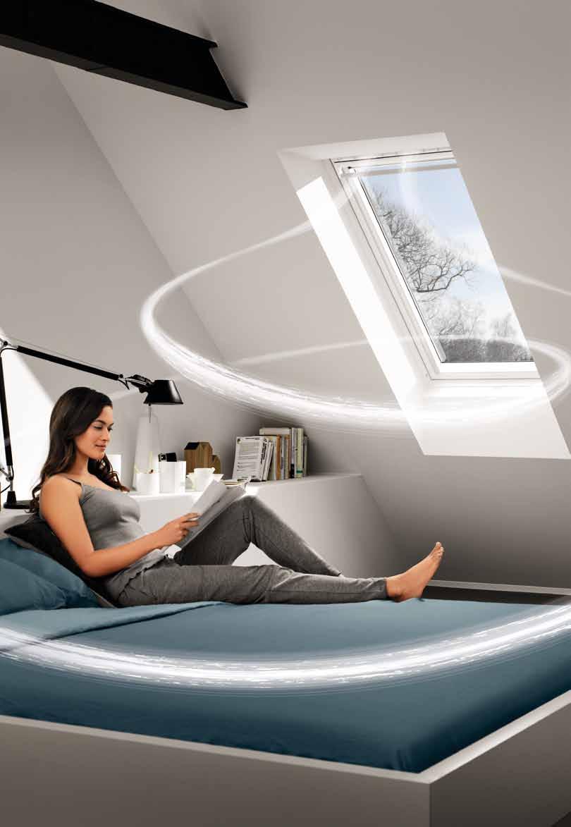 NEU * VELUX Smart Ventilation Automatische Belüftung ohne Abkühlen der Raumtemperatur Ab sofort gibt es einen elektrischen Fensterlüfter** für das Dach, der eine konstante