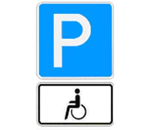 Parkplätze für Schwerbehinderte Zeichen 314 m. Zusatzschild (1044-10) Zeichen 314 m.