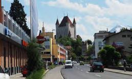 Standortangaben Gemeinde Die Gemeinde Steffisburg zählt 15'600 Einwohner und grenzt direkt an Thun.