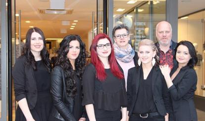 LBS ST. PÖLTEN Woman Day & Hair Day 2016 WOMAN DAY 2016 Vorher Nachher Make-Up & Frisurenstyling Landesberufsschule St. Pölten & Boutique Casa Moda Am 7.4.2016 fand in St. Pölten der WOMAN DAY statt.