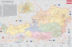Bundeslandbezirke mit Übersichtskarte Österreich und seinen Nachbarn Bundeslandhauptstädte hervorgehoben und Bildmotive von Sehenswürdigkeiten Gebirgsrelief, wichtige Berge mit