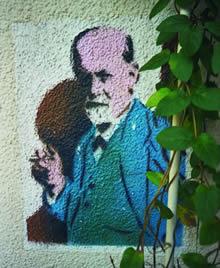 Sigmund Freud veröffentlicht "Die Traumdeutung", sein wichtigstes theoretisches Werk über die Psychoanalyse.