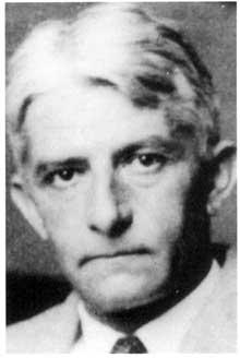 1913 George Herbert Mead George Herbert Mead veröffentlicht "The Social Self". Wolfgang Köhler beginnt auf Teneriffa, Schimpansen zu beobachten.