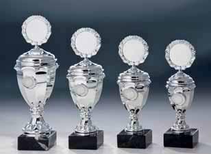 Trendy-Pokale Serie Maybe 50670 4 Stück 38,- Körper und Fuß geschaffen in einem Guß aus Kunststoff,
