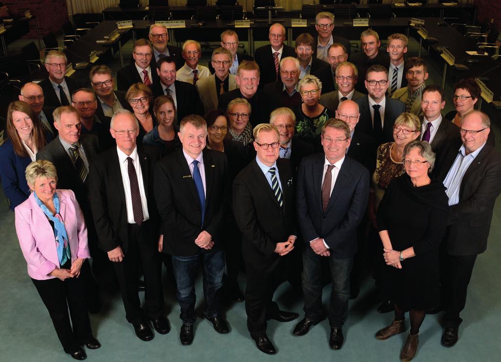 Regionsrat Der Regionsrat besteht aus 41 vom Volk gewählten Politikern.