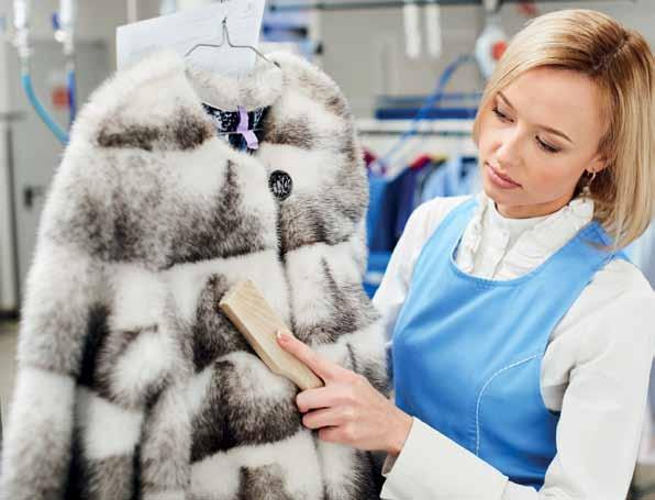 Kompetente Textilpflege: Ihre Garderobe verdient sich nach durchtanzten Nächten, nach Regen, Schnee und Matsch ein entspannendes Spa-Programm im Fachbetrieb.