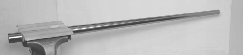 FLÖTENSTANGEN -556- Richtstange für Querflötenkorpus, zylindrisch geschliffene Stange mit D 18,90mm, Länge ca. 650mm, beide Enden angedreht.