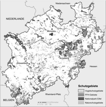 2. Schutzgebietssystem NATURA 2000 NATURA 2000 in NRW Gemeldete NATURA 2000-Gebiete: - 517 FFH-Gebiete 185.000 ha - 28 Vogelschutzgebiete (VSG) 165.000 ha - Gesamtfläche 285.