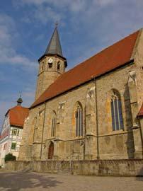 Aus der Hand der Grafen von Vaihingen ging der Ort im 14. Jahrhundert an Württemberg über. Er war das größte und wohlhabendste Dorf im Vaihinger Amt, erlitt jedoch im 17.