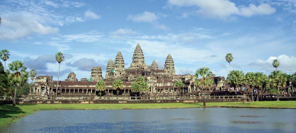 Verlängerung Tempelhochburg Siem Reap (Kambodscha) 9. Tag: HO CHI MINH STADT SIEM REAP Von Saigon fliegen Sie nach Siem Reap.