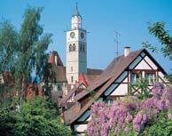 Nach den idyllischen Bodenseegemeinden Immenstaad und Hagnau erreicht man Meersburg, das mit alter Burg und neuem