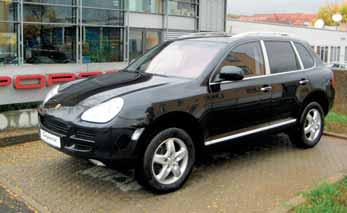 Zwei attraktive Angebote. Seite 11 Exzellentes Leasingangebot. Porsche Cayenne V6, 3.200 ccm, 184 kw/250 PS, basaltschwarzmetallic, 34.