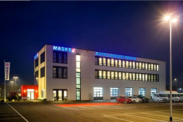 Maske Fleet GmbH inhabergeführtes, mittelständisches Unternehmen gegründet 1959 Pionier der Auto-Langzeitmiete über 7.