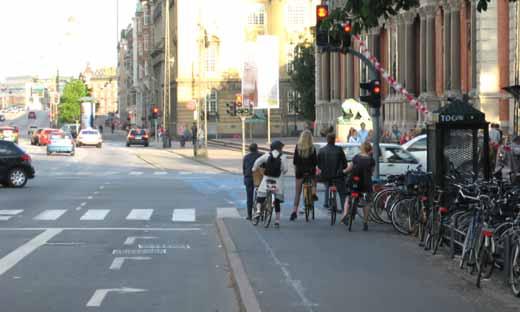 Cycle track converted to cycle lane and lead straight over crossroads (CPH) Institute for Transport Studies, Dpt.
