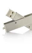 0 Tampondruck, Lasergravur - 17 x 30 mm 03 USB 074 Eleganter USB-Stick mit drehbarem Metallbügel und Schlüsselkettchen.