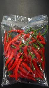 Thai-Produkte Chilischoten Rot - 100gr Beutel Nicht wegzudenken aus der asiatischen Küche. Verleiht jedem Gericht ein wenig Feuer!