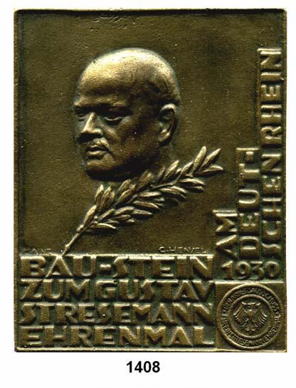 128 1407 Stresemann, Gustav Bronzemedaille 1930 (O. Glöckler) auf die Rheinlandräumung. Brustbild von vorn links / Segnender und befreite Germania. Rand: PREUSS. STAATSMÜNZE. 36 mm. 19,91 g.