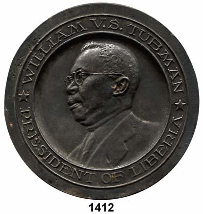 159,33 g.... Patina, fast vorzüglich 60,- 1409 - Silbermedaille 1930 (unsigniert) auf die Rheinlandräumung und den Eintritt in den Völkerbund.