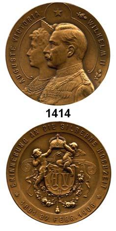 .. Schöne Tönung, fast vorzüglich 80,- 1410 - Bronzemedaille 1930 (unsigniert) auf die Rheinlandräumung und den Eintritt in den Völkerbund. Brustbild von vorn links im Oktogon/ Schrift. 40 mm.