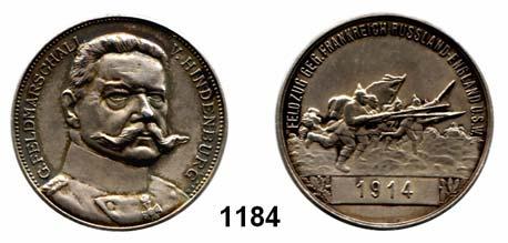 104 1184 Hindenburg, Paul von Silbermedaille 1914 (M. & W. ST.) auf den Weltkrieg. Brustbild als Generalfeldmarschall von vorn rechts / Gruppe von Soldaten im Sturmangriff. Rand: 950 SILBER. 33 mm.