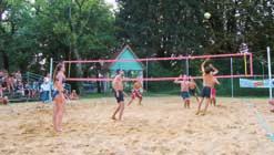 Für alle aktiven Beach- Volleyballer gibt es auch in Bis zum 2.