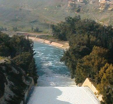 Referenzen Großprojekt in der Türkei der Atatürk-Damm Ein Bewässerungsnetz mit Hochdruckleitungen wurde in der Türkei errichtet, um mit dem aus dem Stausee des Atatürk-Damms entnommenem Wasser fast 9.
