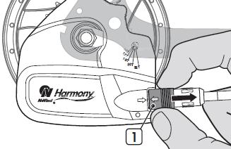 1 Schließen Sie den Computer mit dem USB-Kabel an das Harmony Hub Interface an und klicken Sie zum verbinden Startseite Die Version der