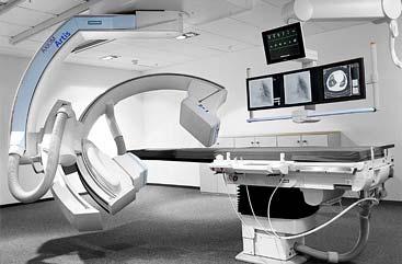 zu 50% kürzere Untersuchungszeiten syngo DynaCT: Kein Umlagern des Patienten in ein CT bei interventionellen Eingriffen nötig CT