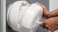 Waschraum T8 und T9 Tork SmartOne Spender für Toilettenpapierrollen Tork SmartOne Spender für Toilettenpapier ein durchdachtes, das dank der kontrollierten Einzeltuchentnahme besonders