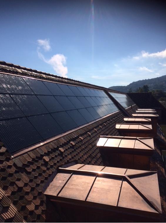 Photovoltaik-Anlage auf dem Dach konnte ein energetisch sehr effizientes und nachhaltiges Konzept erarbeitet und realisiert werden.